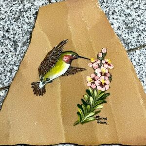 Hummingbird hand painted on sandstone 6x6. Super cute and charming.